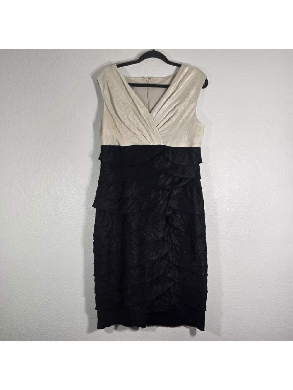 London Times Sheath Dress Women Size 14 Black Tiered Ruffle Cocktail Party